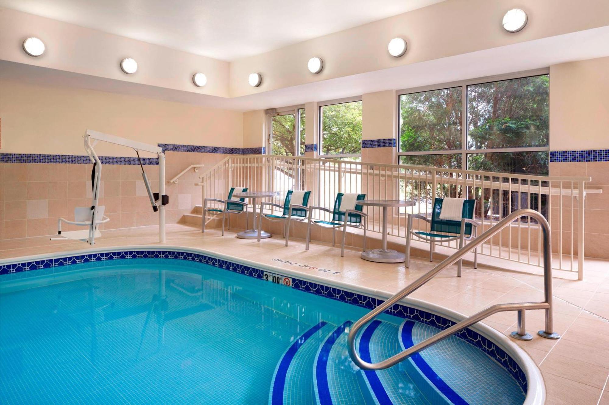 Towneplace Suites By Marriott Chicago Naperville Exterior photo